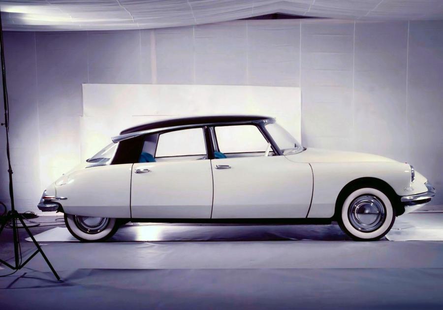  Citroen DS19 Berline 1955 года  (фото 19 из 81)